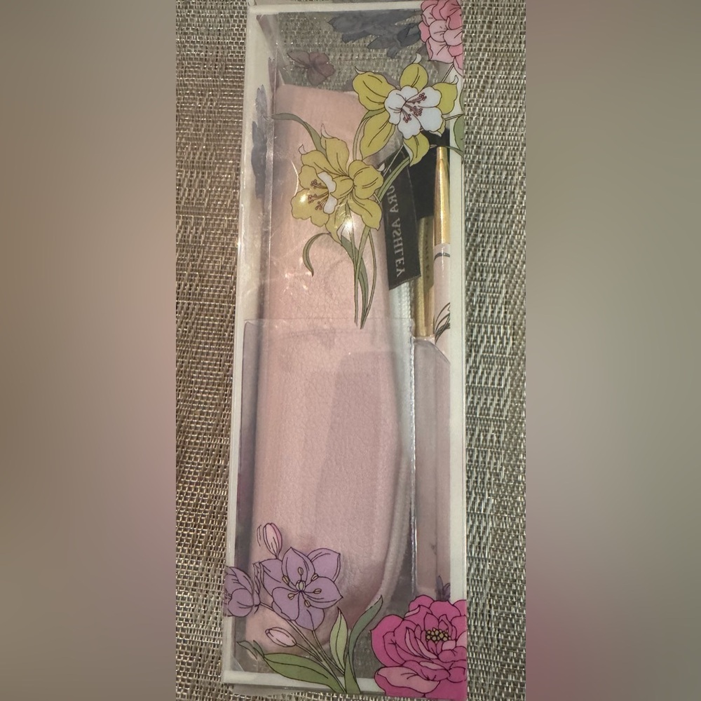 Laura Ashley Pink Floral Butterfly 4 pc Cosmetic Brush Set with Case - New! - Picture 3 of 5